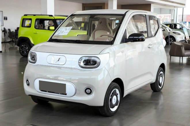 Wuling MINIEV 1