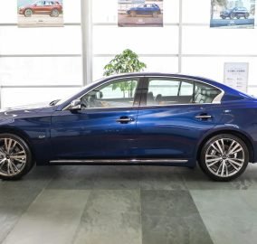 Infiniti Q50L 3