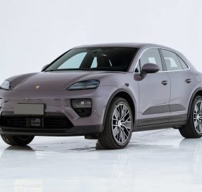 Porsche Macan EV 1