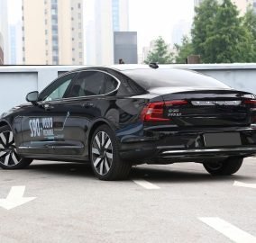 ‌ Volvo S90 PHEV 4